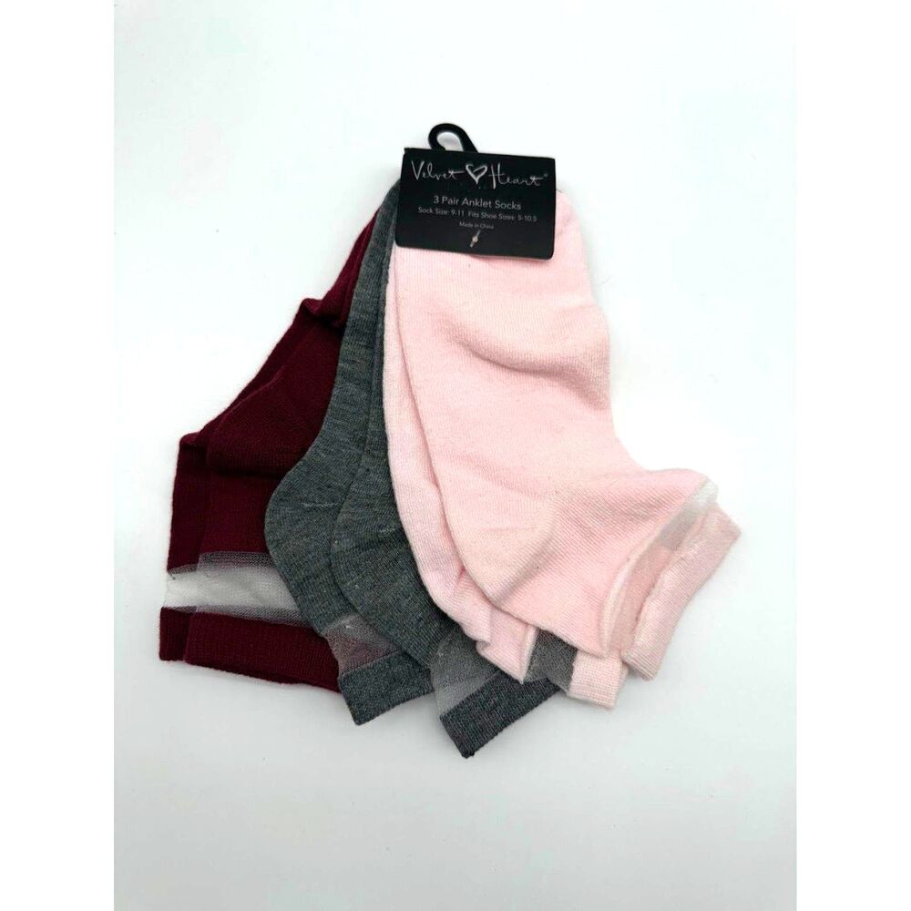 Velvet Heart 3-pair anklet socks in assorted colors size 5-10.5